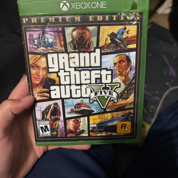 GTA 5 - Picture 1 of 2